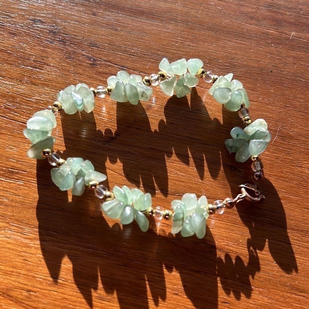 Green Stone Avertine Clusters Gold Bracelet Size Small Clasp